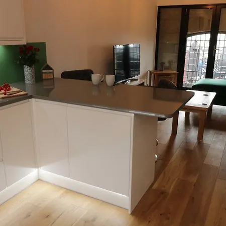 Repton Engine Shed *