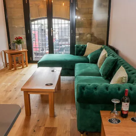 Repton Engine Shed *