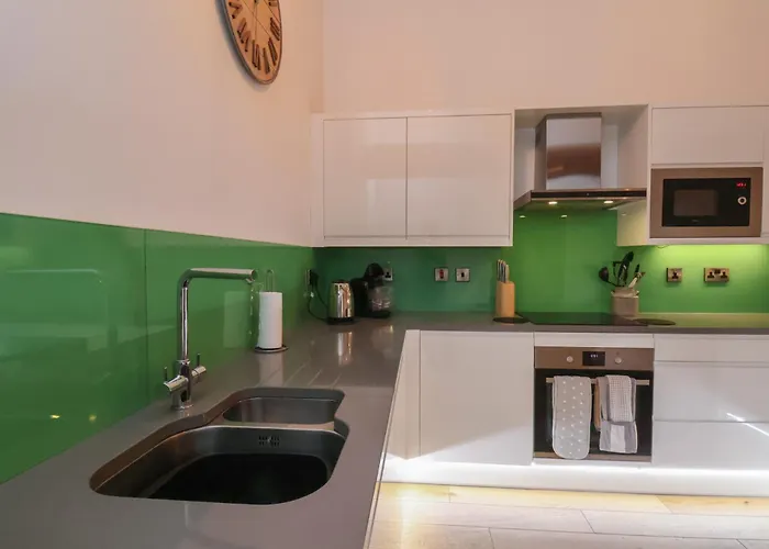 Repton Engine Shed *